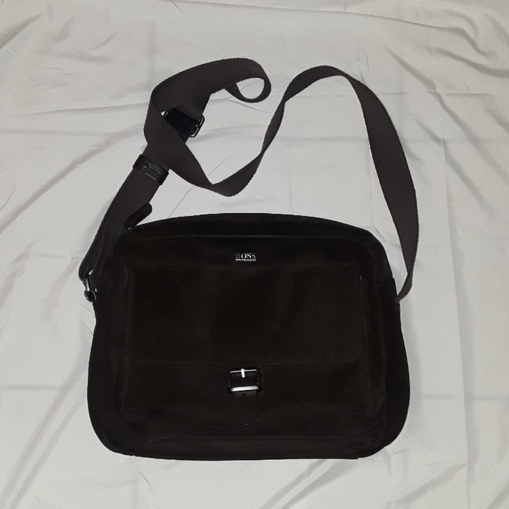 Hugo Boss messenger bag